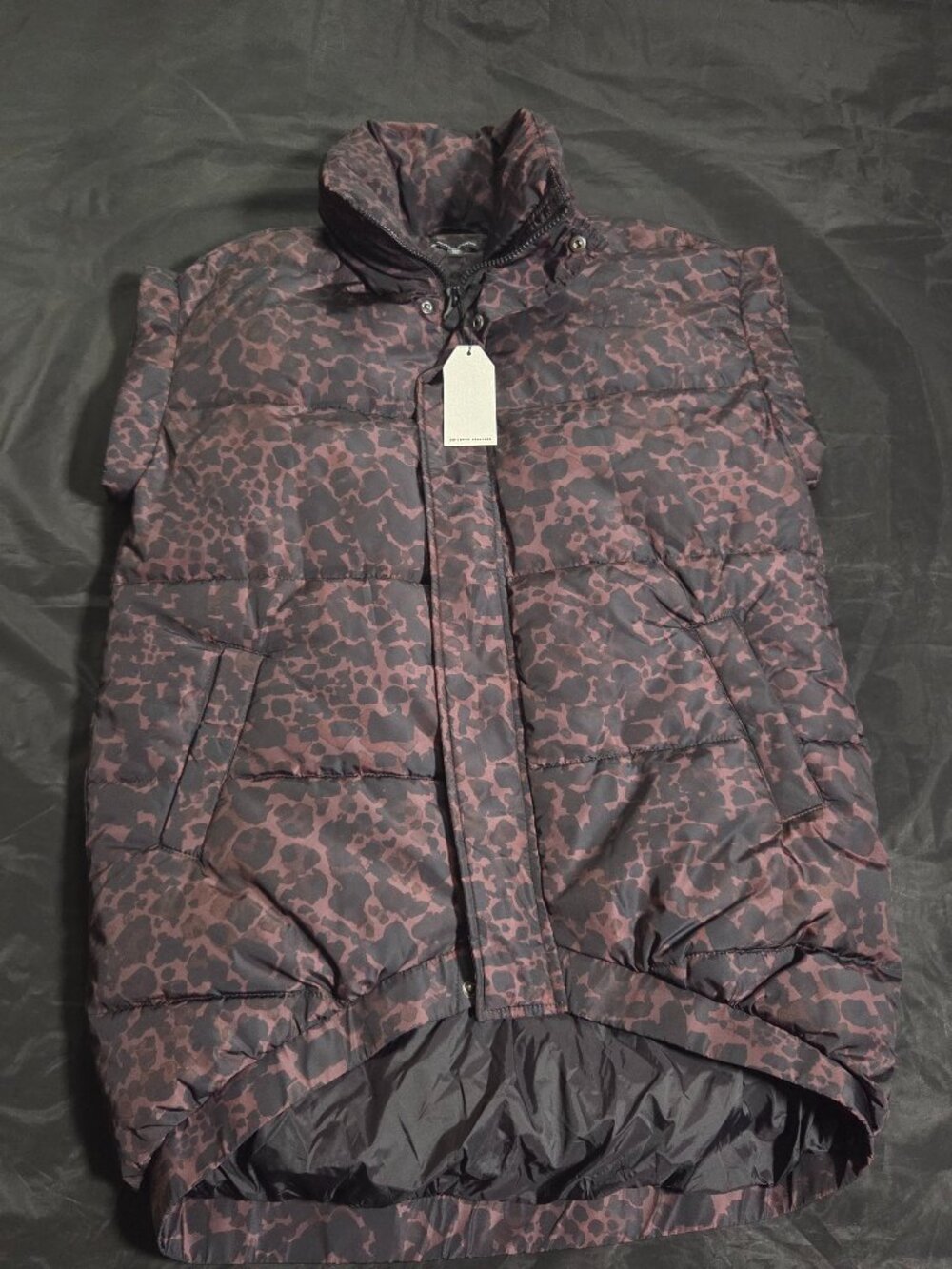 Universal Standard Women's Brown Leopard Puffer Vest NWT Size 2XS(US 6-8 ) NWT